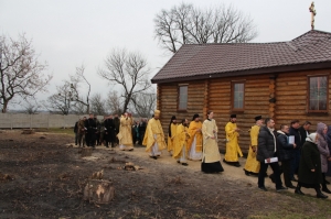 26 грудня 2015 р. Освята храму Апостолів Петра і Павла в с. Липляни Ківерецького деканату та Божественна Літургія у ньому. Очолює митрополит Луцький і Волинський Михаїл. Світлини інформаційної служби