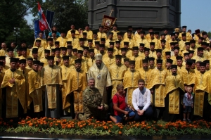 28 липня 2016 р. Священослужителі та миряни Волині взяли участь у хресній ході з нагоди ушанування святого рівноапостольного князя Володимира та  Дня хрещення Батьківщини. Світлини інформаційної служби єпархії.