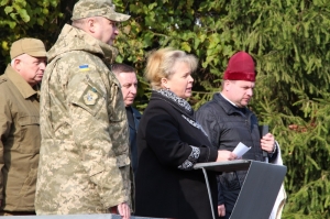 19 жовтня 2016 р. Віце-канцлер і старший капелан єпархії протоієрей Олександр Безкоровайний у Волинському обласному військкоматі на урочистому виряджанні на строкову службу призовників.
Cвітлини інформаційної служби єпархії.