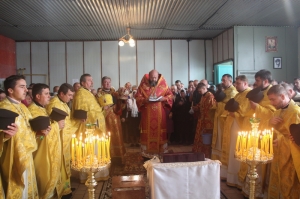 11 вересня 2017 р. Освячення приміщення під храм у с. Замшани Ратнівського деканату. Очолює митрополит Луцький і Волинський Михаїл. Світлини інформаційної служби єпархії.