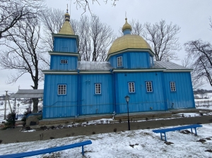 28 січня 2021 р. Божественна літургія в храмі Архістратига Михаїла у селі Смолява Горохівського деканату з нагоди  20-річчя служіння настоятеля протоієрея Андрія Лотоцького. Очолює митрополит Луцький і Волинський Михаїл. Світлини інформаційної служби єпархії.