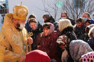 31 січня 2021 р. Божественна літургія в храмі Святителя Миколая Чудотворця в с. Нічогівка Маневицького деканату. Очолює митрополит Луцький і Волинський Михаїл. Світлини інформаційної служби єпархії.