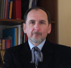 Літературний редактор інформаційно-видавничого центру єпархії Віктор Гребенюк
