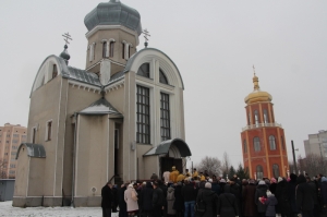 Церква Святителя Миколая Чудотворця та дзвіниця поруч