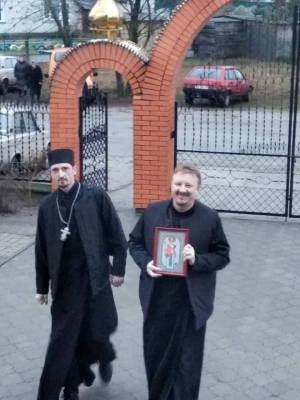 24 грудня 2019 р. Передача ікони в храм. Світлини з архіву протоієрея Володимира Мицька.