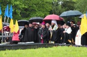 8 травня 2016 р. День пам’яті та примирення на луцькому Меморіалі. Світлина інформаційної служби єпархії