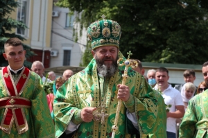 20 червня 2021 р., День Святої Трійці, П’ятдесятниця. Проповідь митрополита Луцького і Волинського Михаїла на завершення Божественної літургії у кафедральному соборі Святої Трійці. Відео єпархіальної телестудії «Собор».